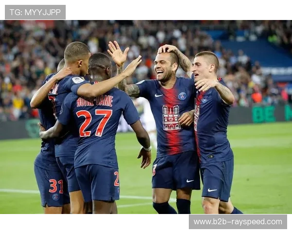 巴黎圣日耳曼欧冠对阵热刺前轮换部分主力