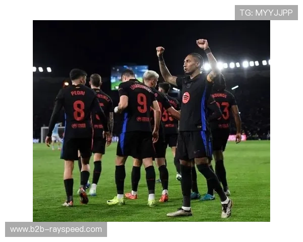 FIFA年度最佳男足阵容引争议，拉菲尼亚落选其妻社交媒体发声